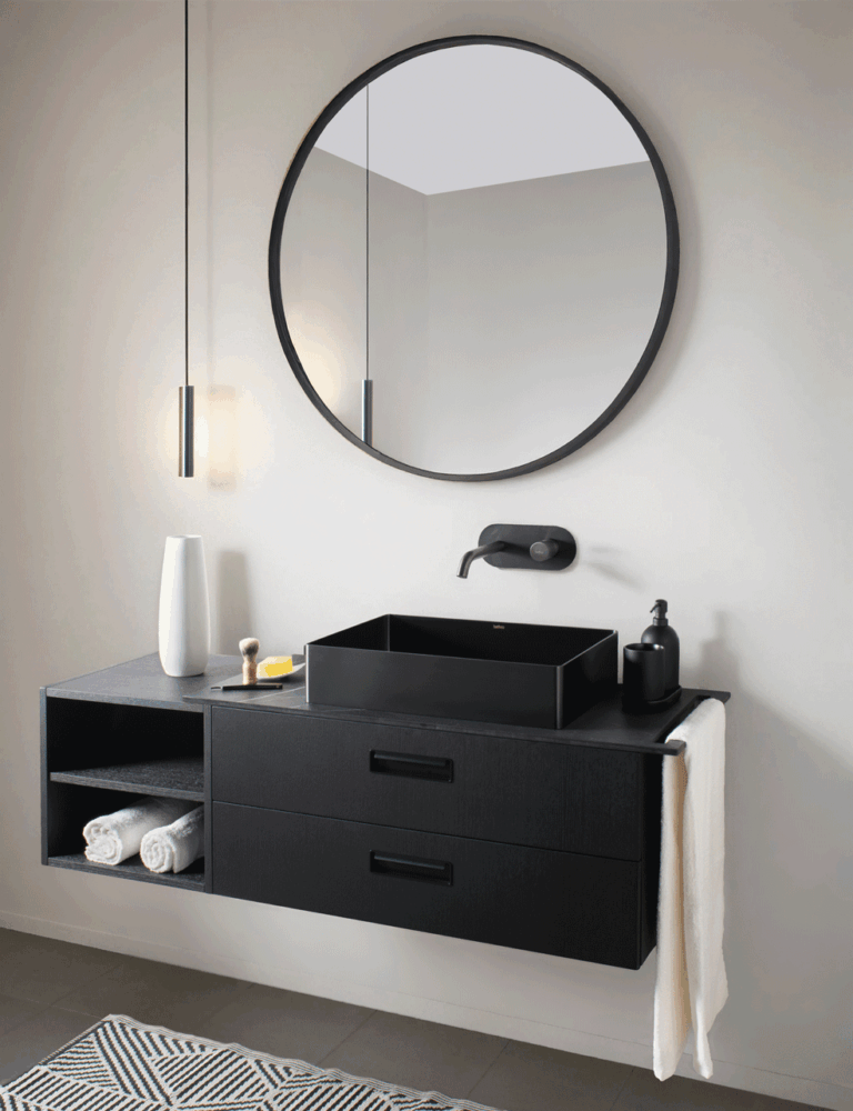 Baño negro Delta 