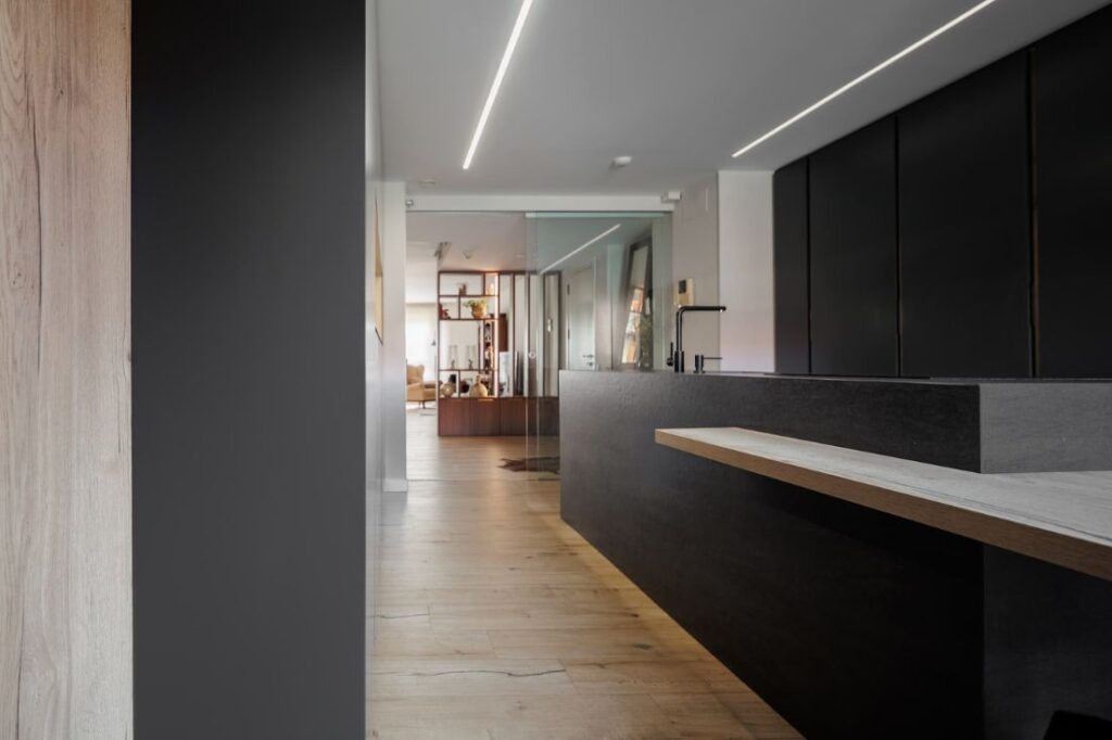 cuisine noire moderne